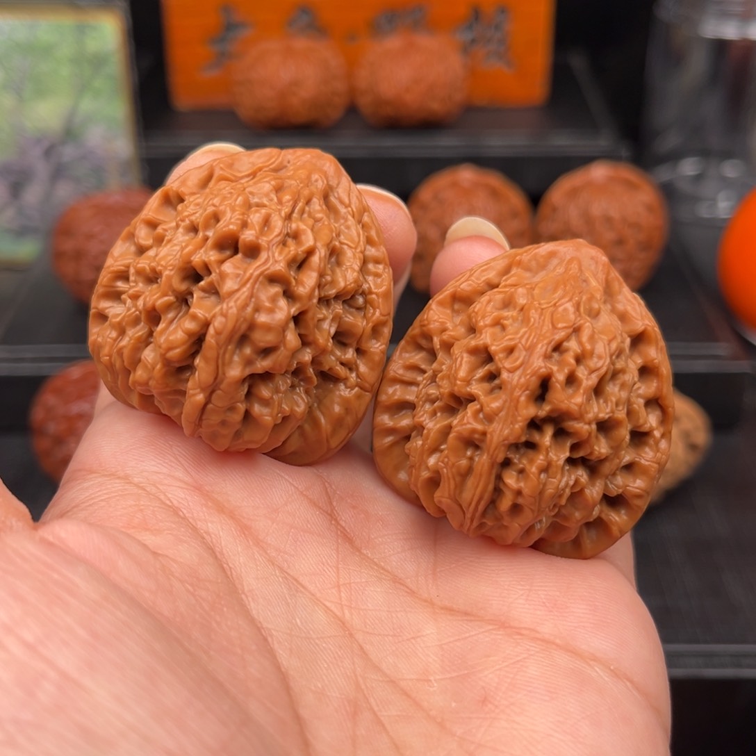 【闪购商品】文玩核桃吊坠九仙庙虎头