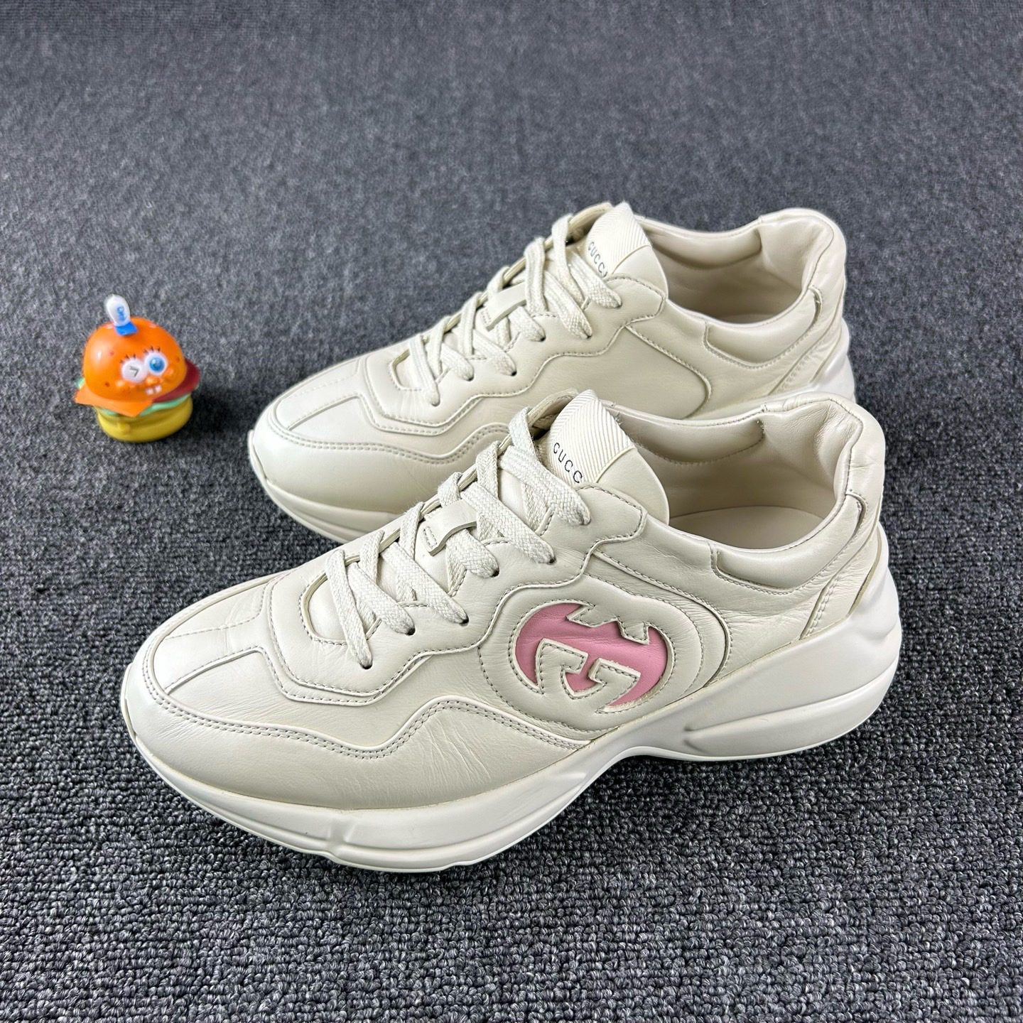 95新 GUCCI/古驰 蝙蝠老爹鞋37.5码 HB4808