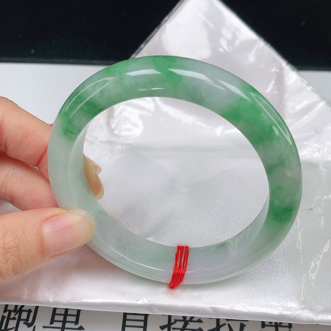 未镶嵌手镯翡翠818