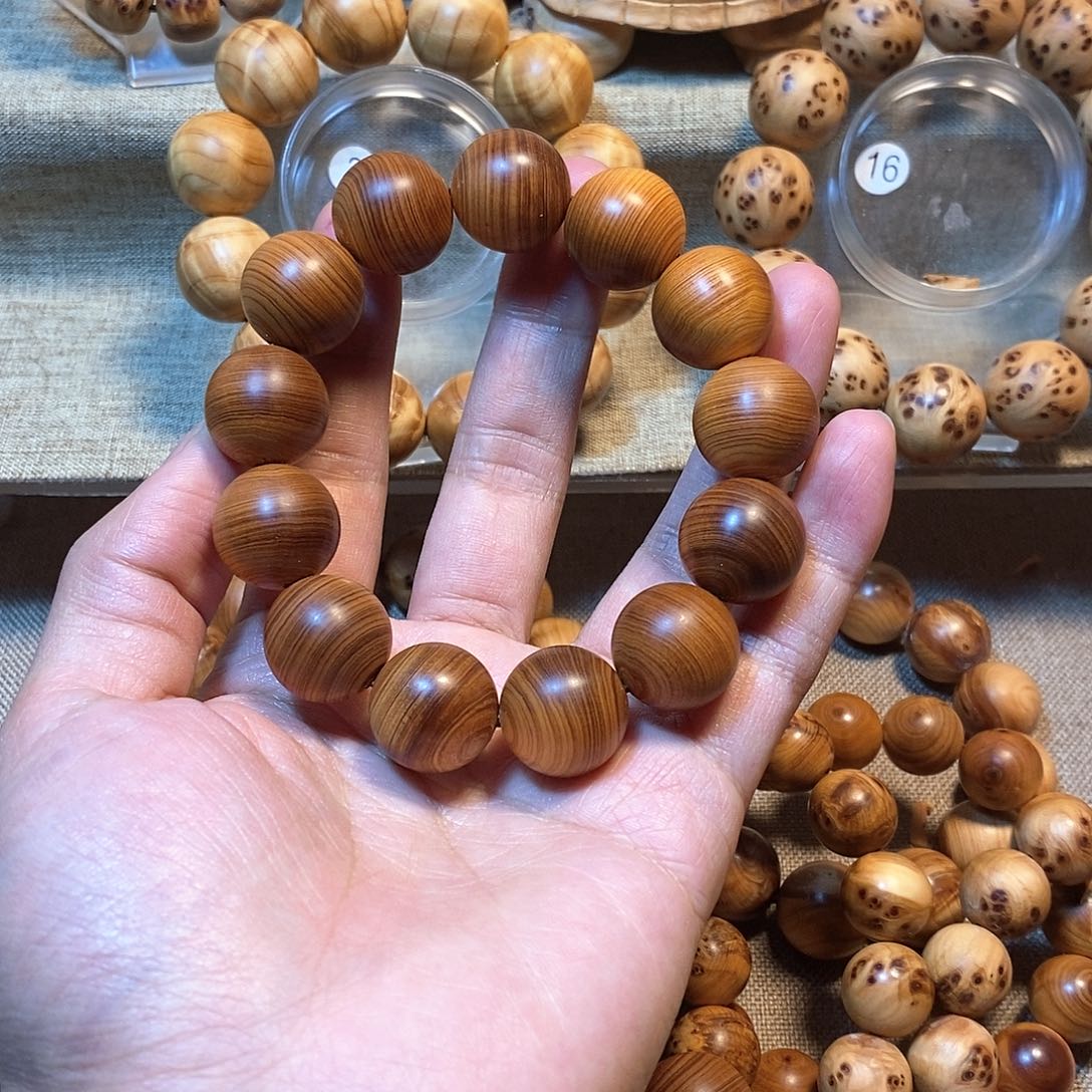 柏木（崖柏）崖柏1.8黑油骨