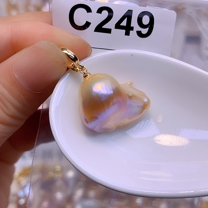 淡水珍珠未镶嵌颈饰