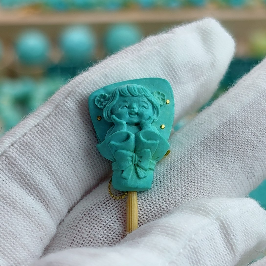 绿松石未镶嵌珠宝奇石