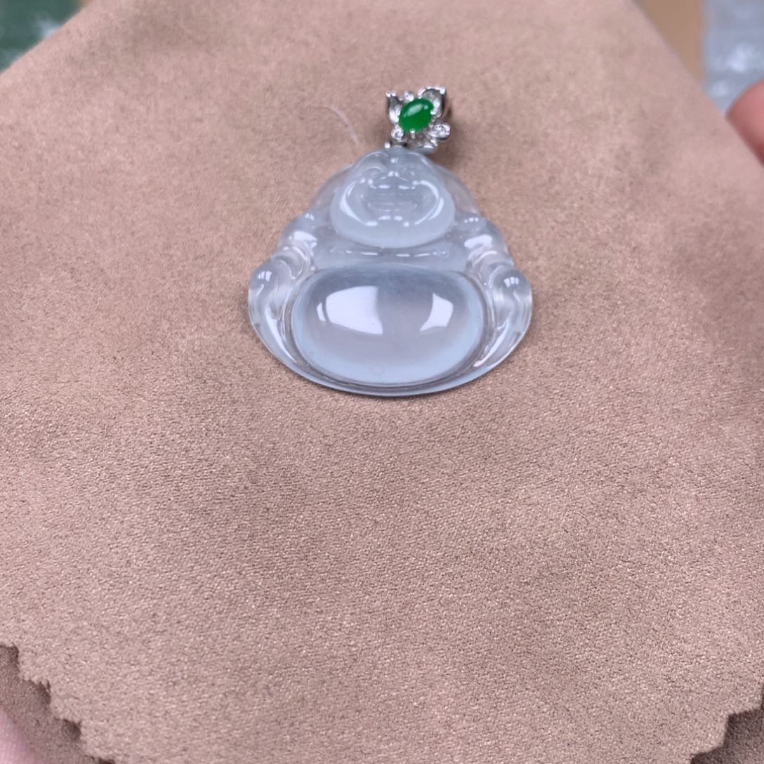 翡翠18K金镶嵌颈饰缅甸翡翠