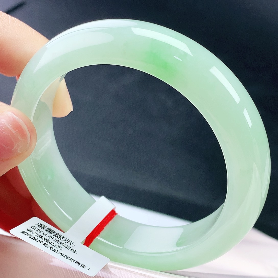 未镶嵌手镯翡翠58轮胎