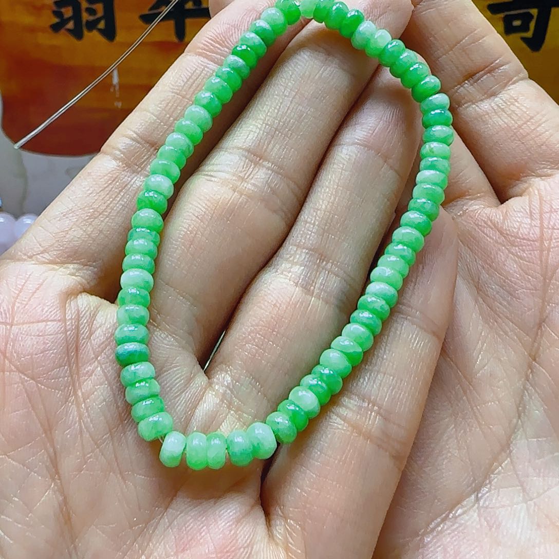 翡翠手链未镶嵌翡翠380