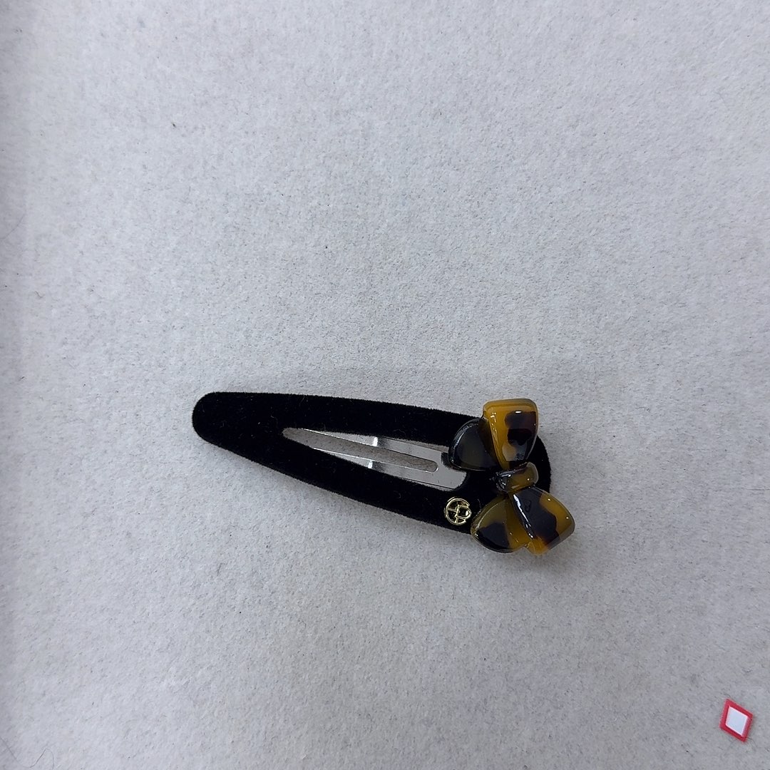 皮质铁合金夹子16