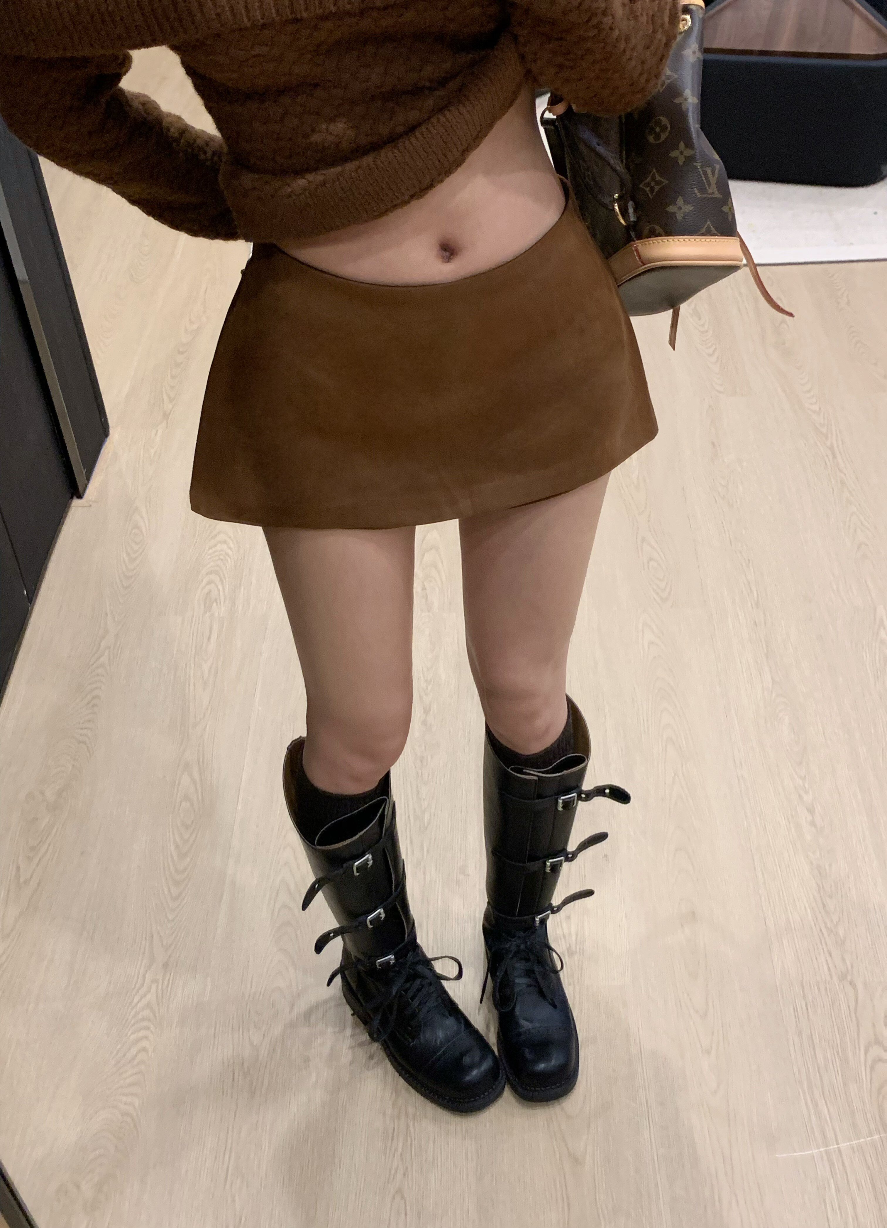 Cz纯子美式复古皮绒半裙通勤简约百搭设计感拉链包臀A字秋冬裙裤