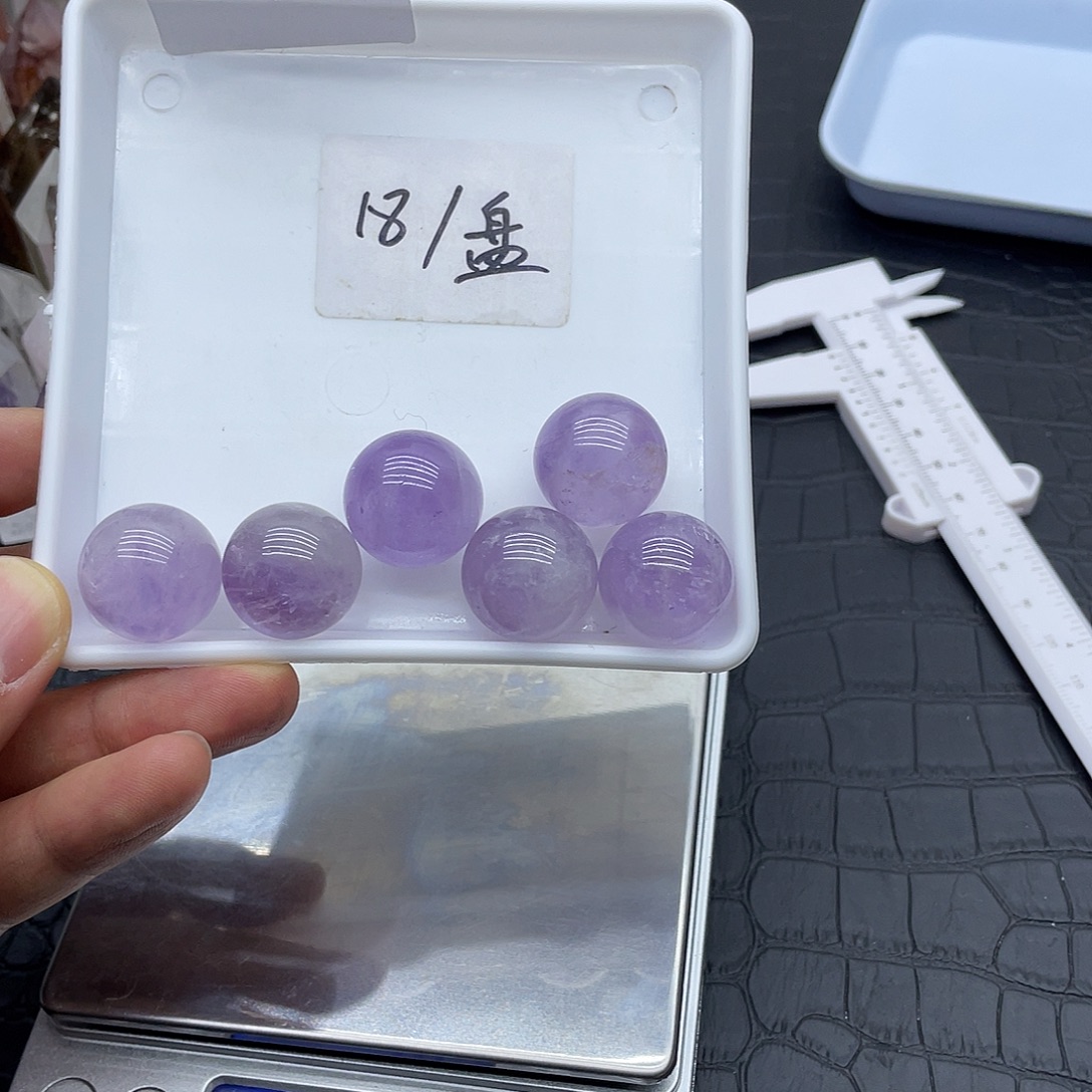 水晶未镶嵌珠宝半成品4