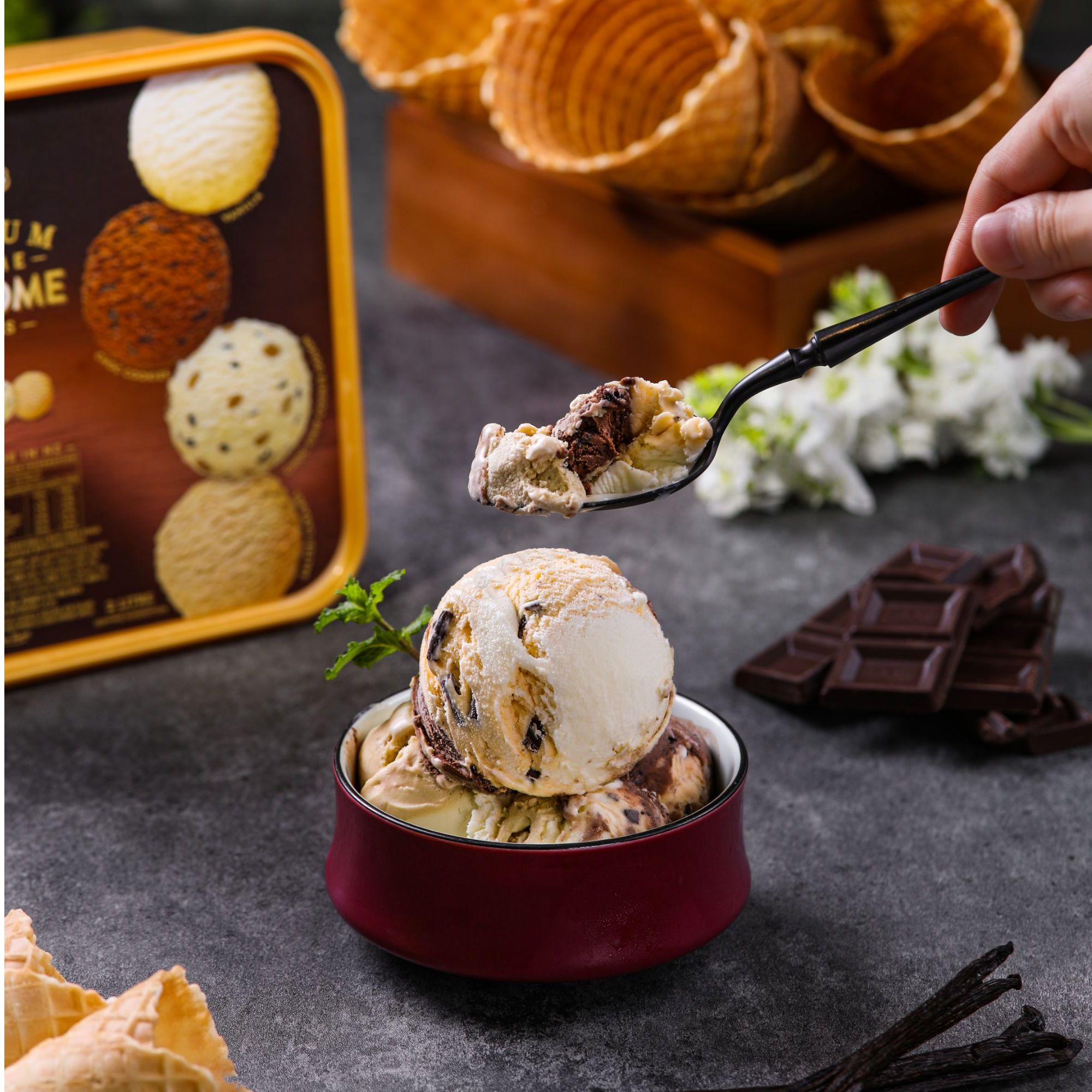 【渴望+24支蛋筒】玛琪摩尔新西兰进口大桶冰淇淋2LBBYY双11好物