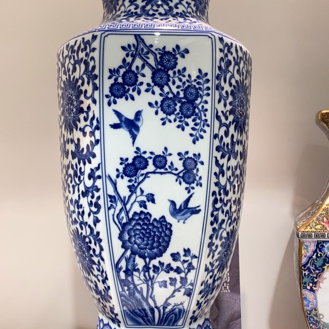 景德镇陶瓷花瓶景德镇陶瓷花瓶