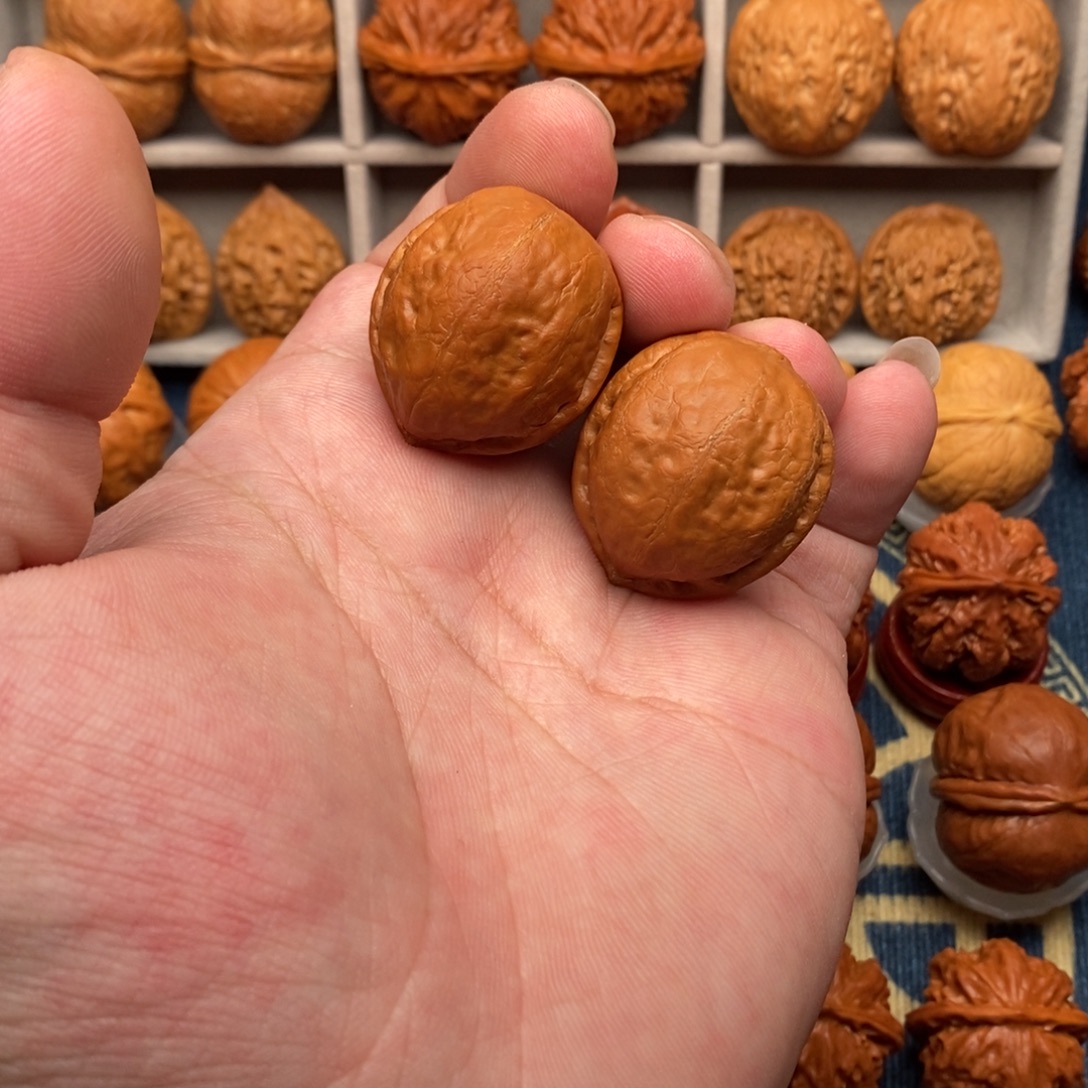 夏****文玩核桃把件大团圆