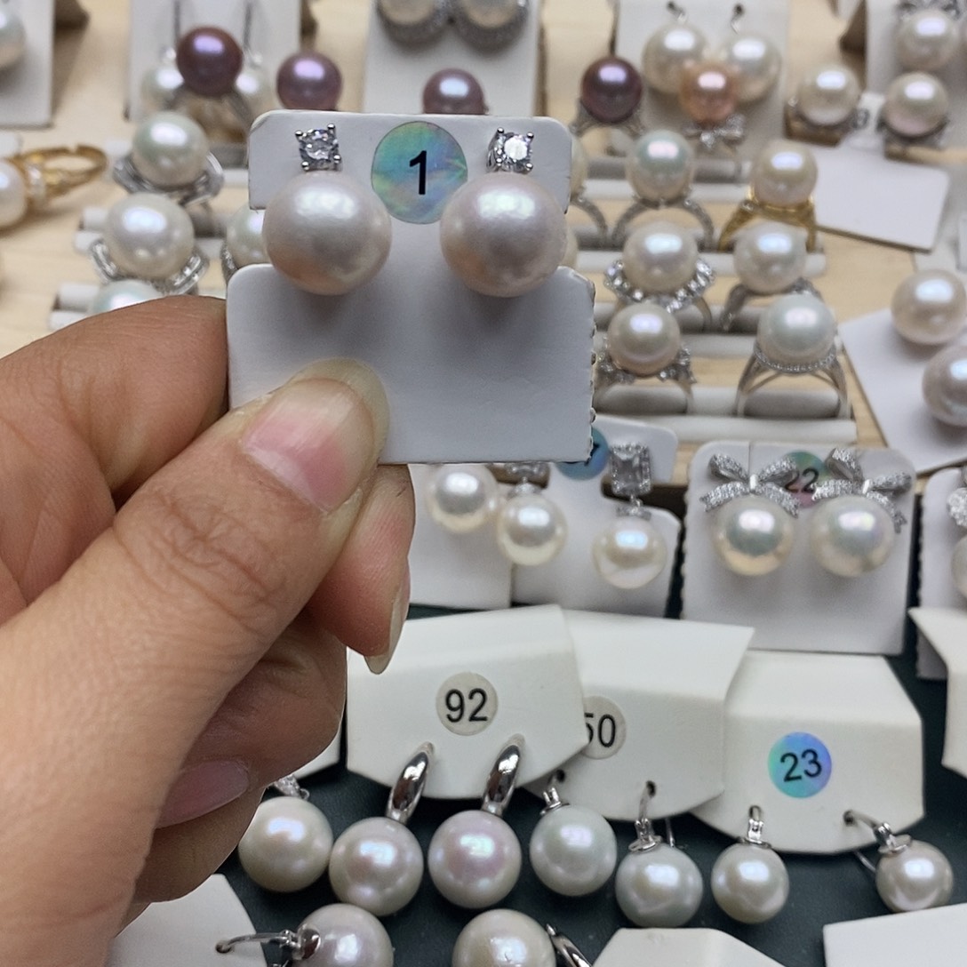 银S925镶嵌淡水珍珠颈饰