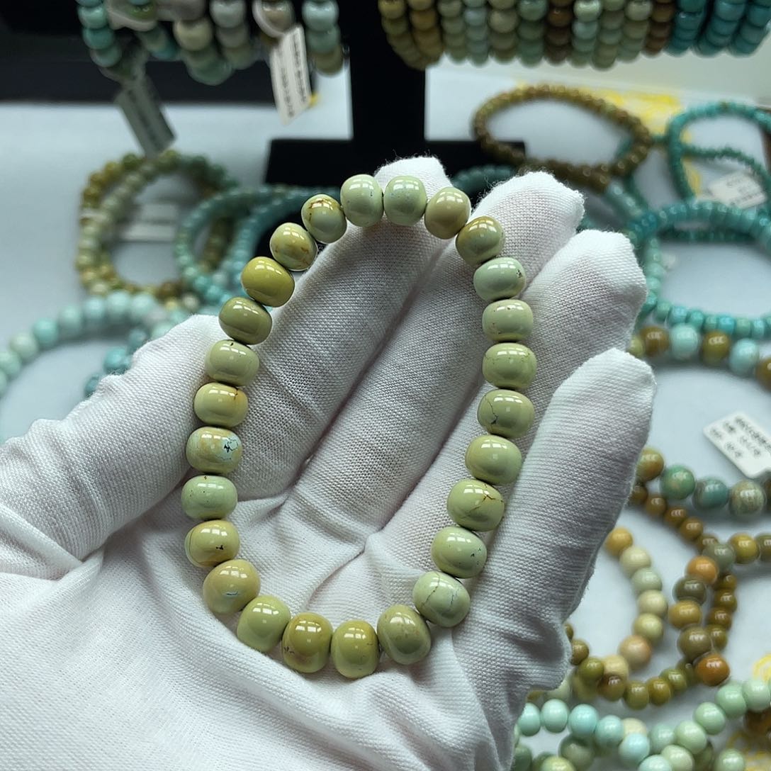 未镶嵌绿松石珠宝奇石