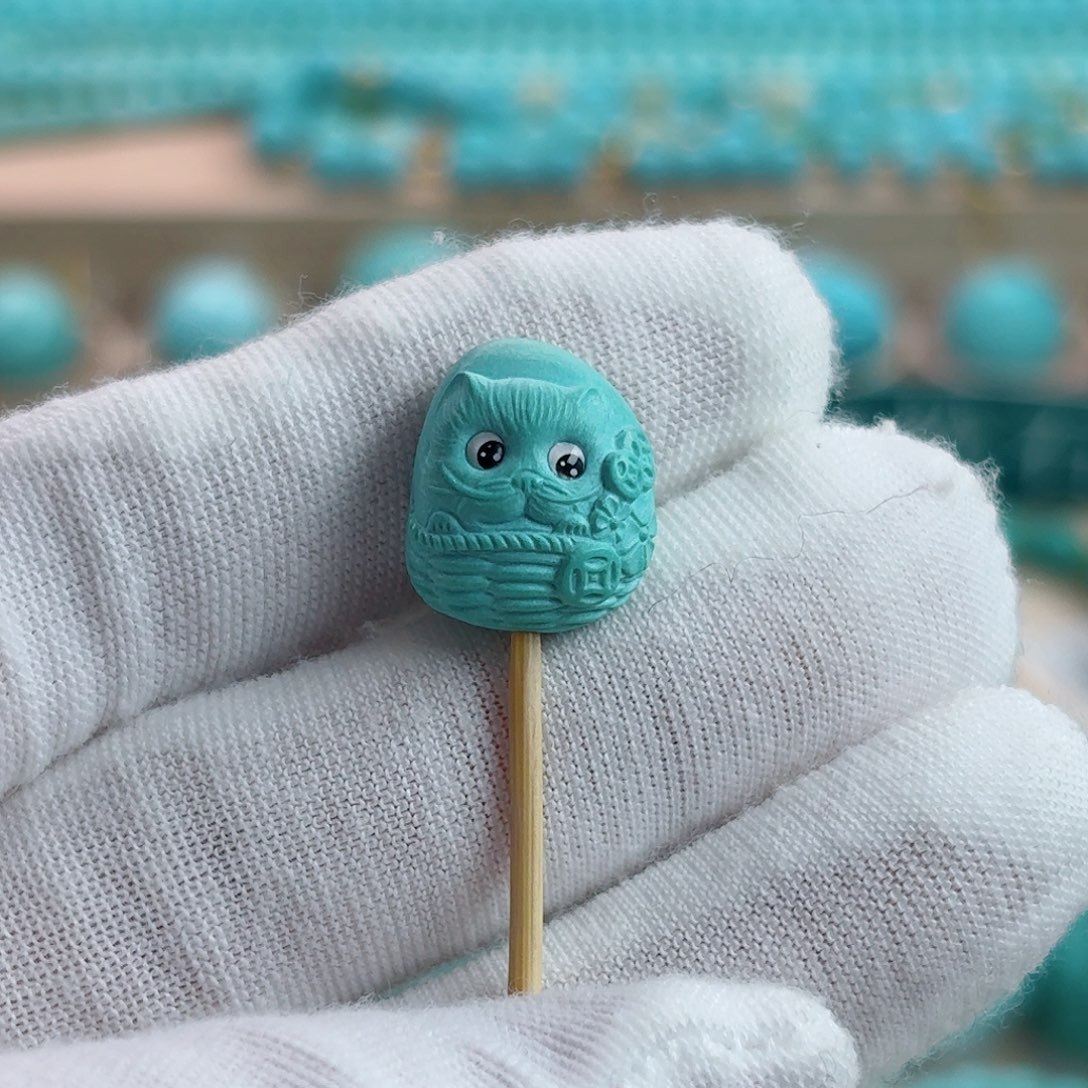 绿松石未镶嵌珠宝奇石