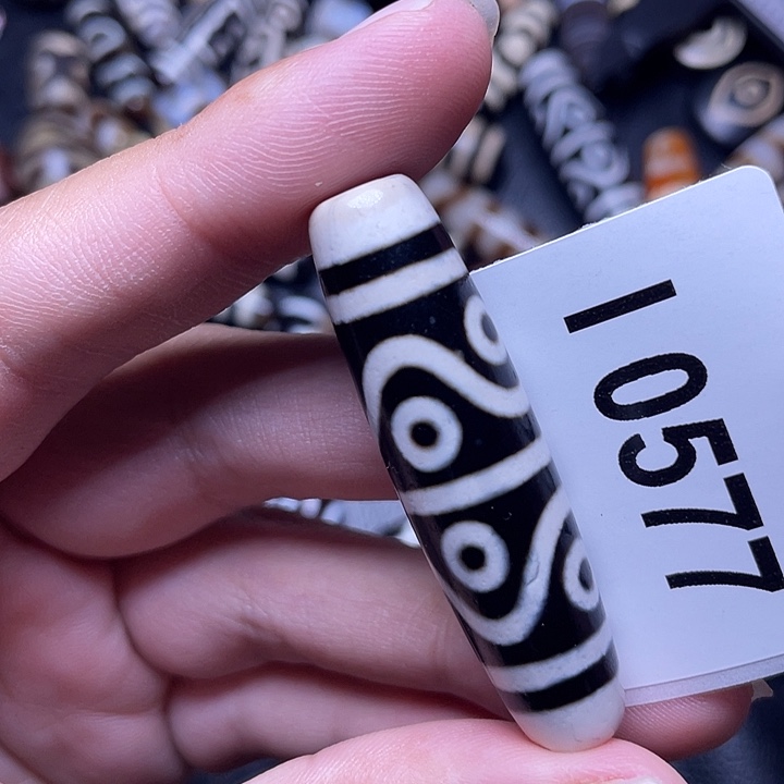 玛瑙/玉髓颈饰未镶嵌瑕疵裂