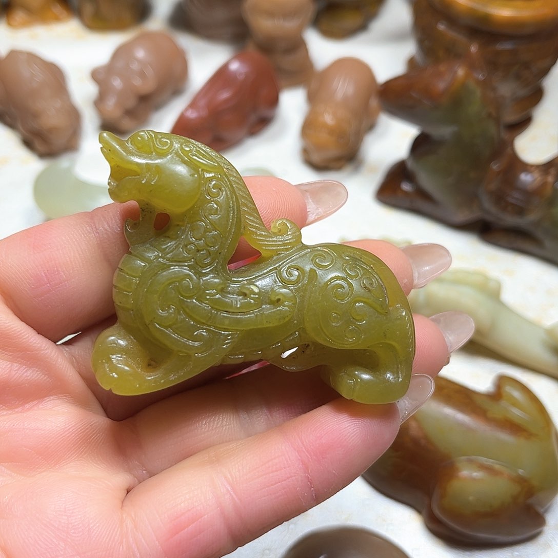 白玉菩提吊坠白玉菩提吊坠