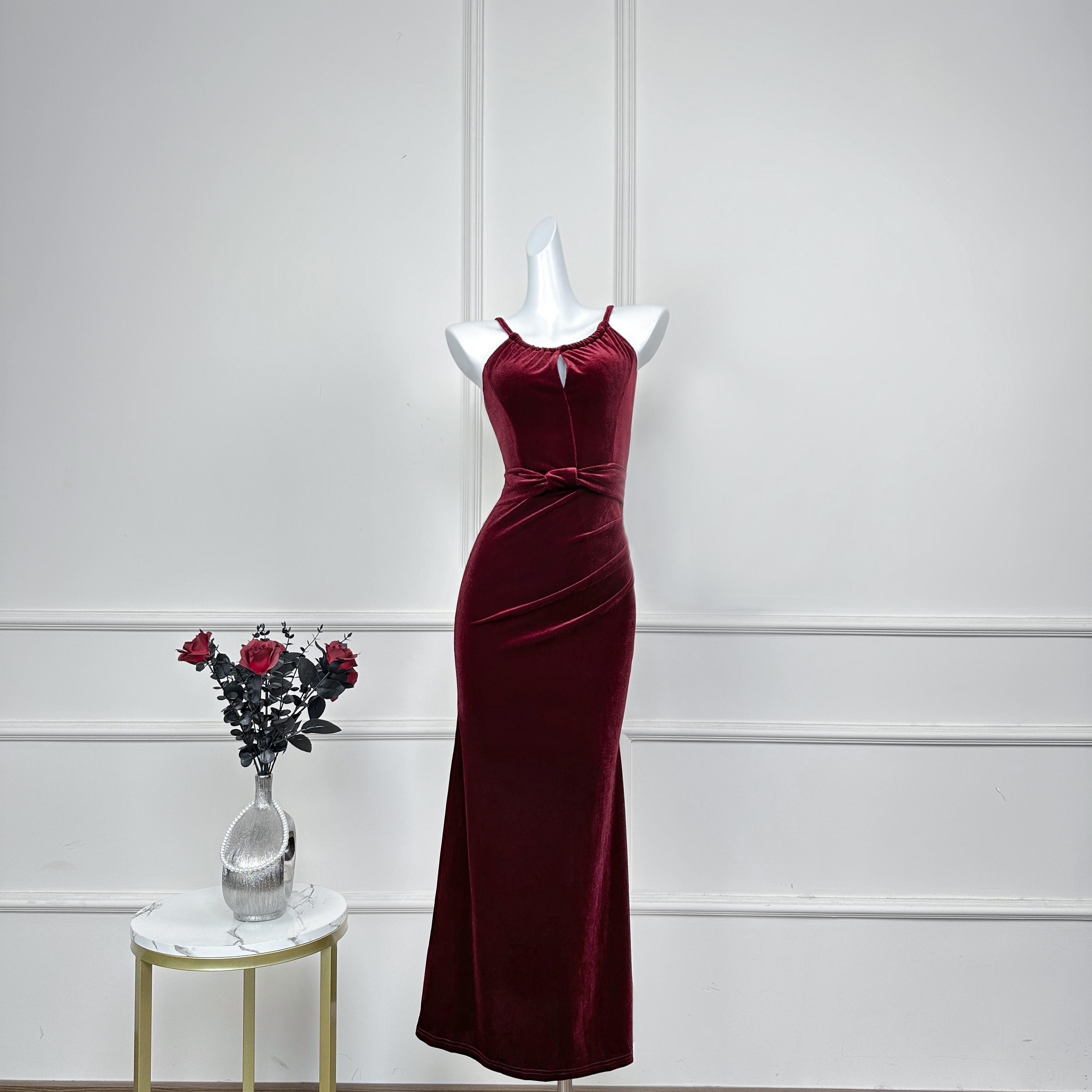 丝绒吊带裙赫本风气质修身显瘦包臀裙亮晶晶挂脖连衣裙长裙