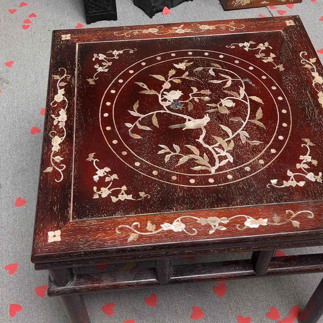 大叶紫檀（黑酸枝木类）