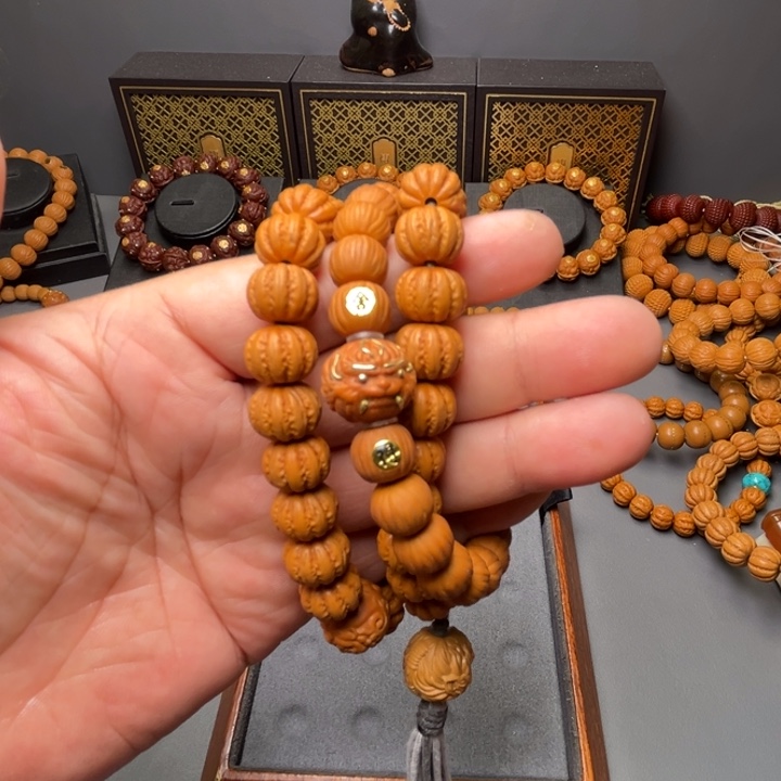 用***0猴头核桃吊坠八凌土豪911