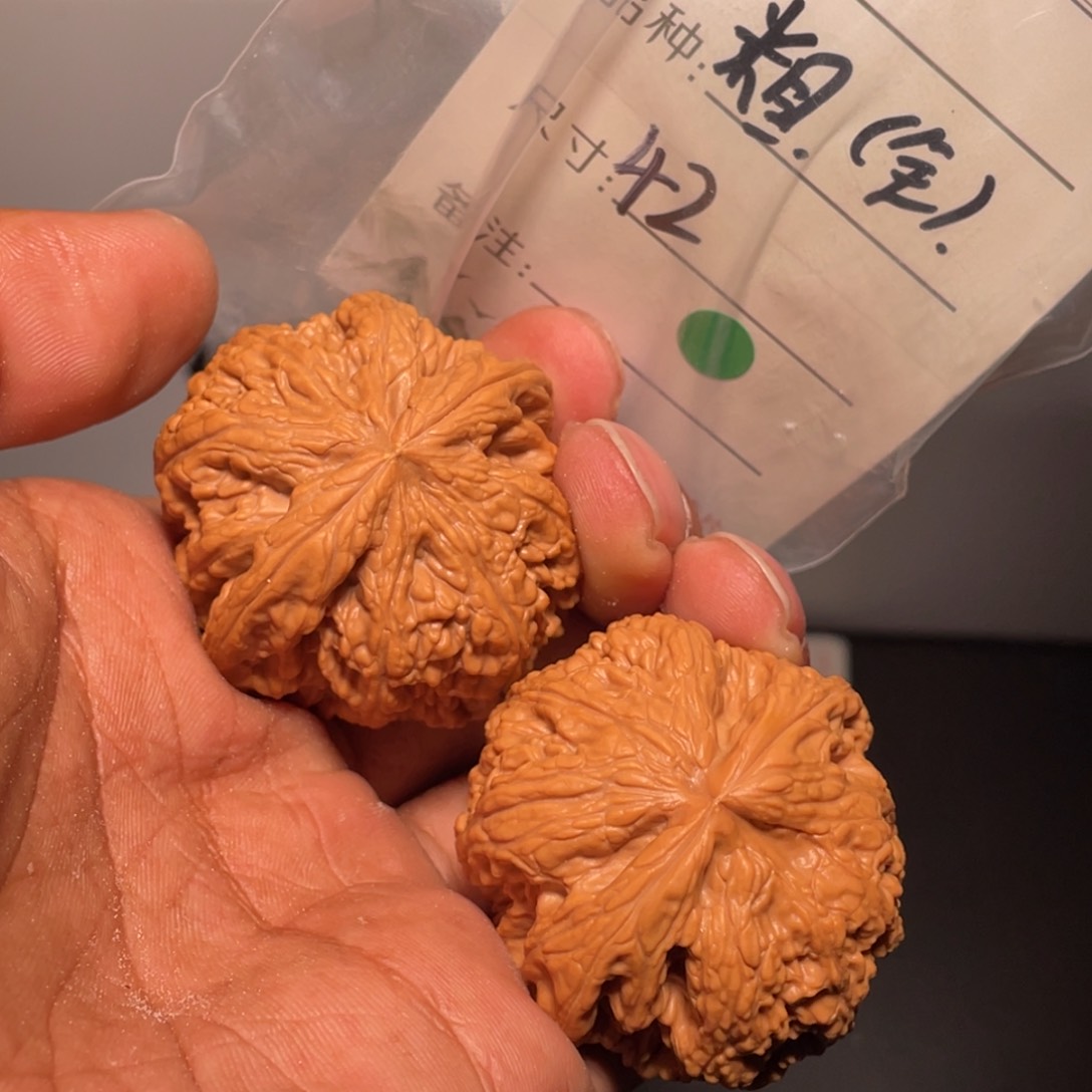 文玩核桃吊坠文玩核桃