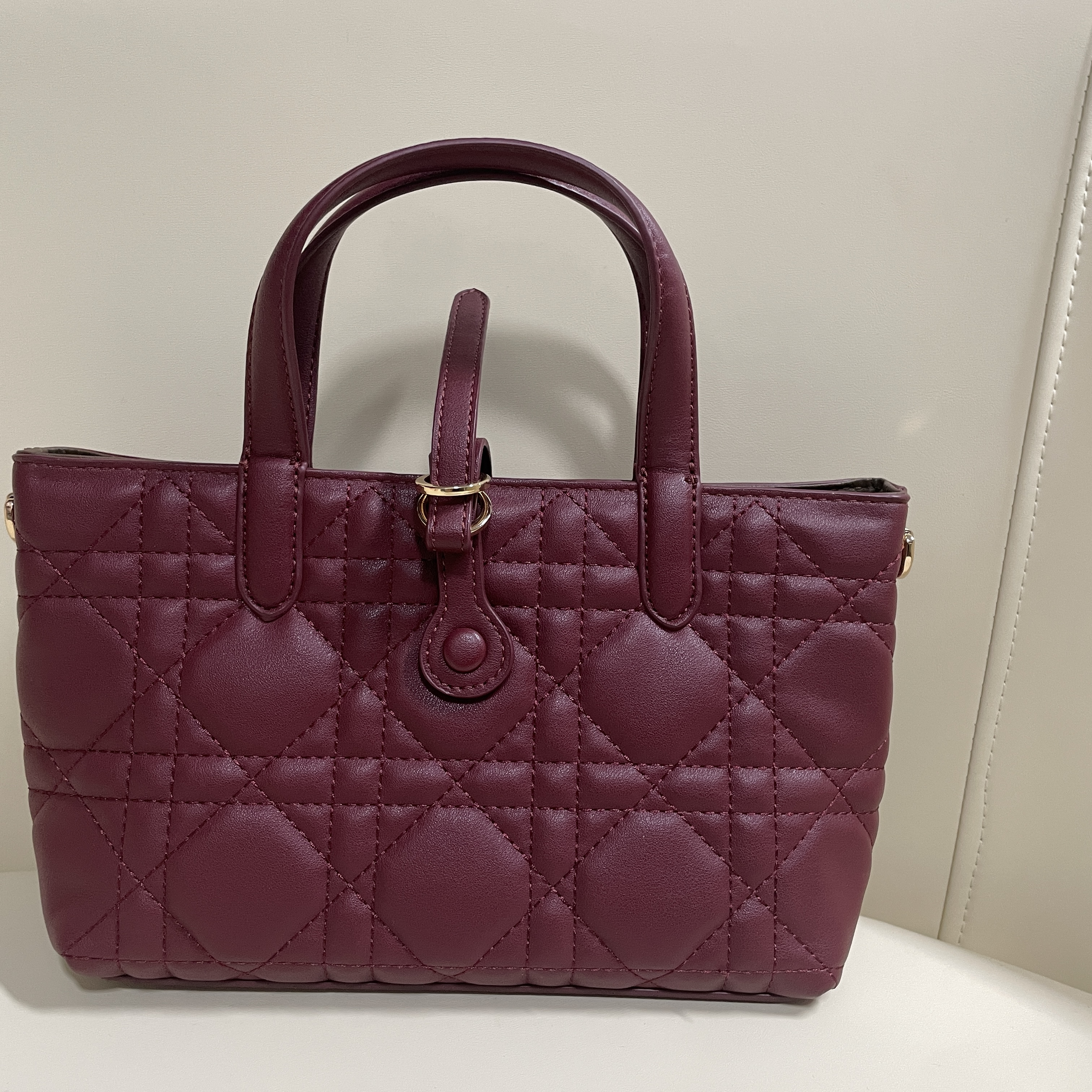 潮流打造真皮女士包手提羊三格0299红色23cm