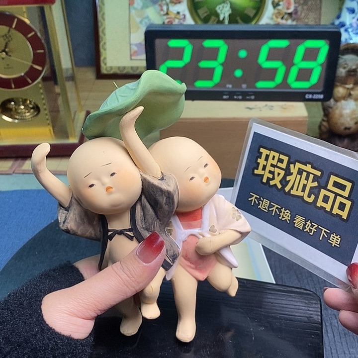 摆件有瑕疵有瑕疵