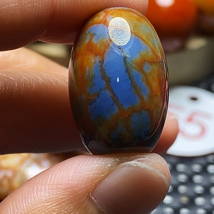 云***间玛瑙/玉髓未镶嵌颈饰