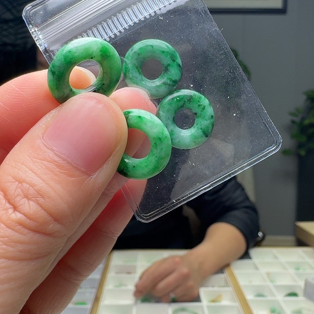 翡翠裸石多样性发货其一