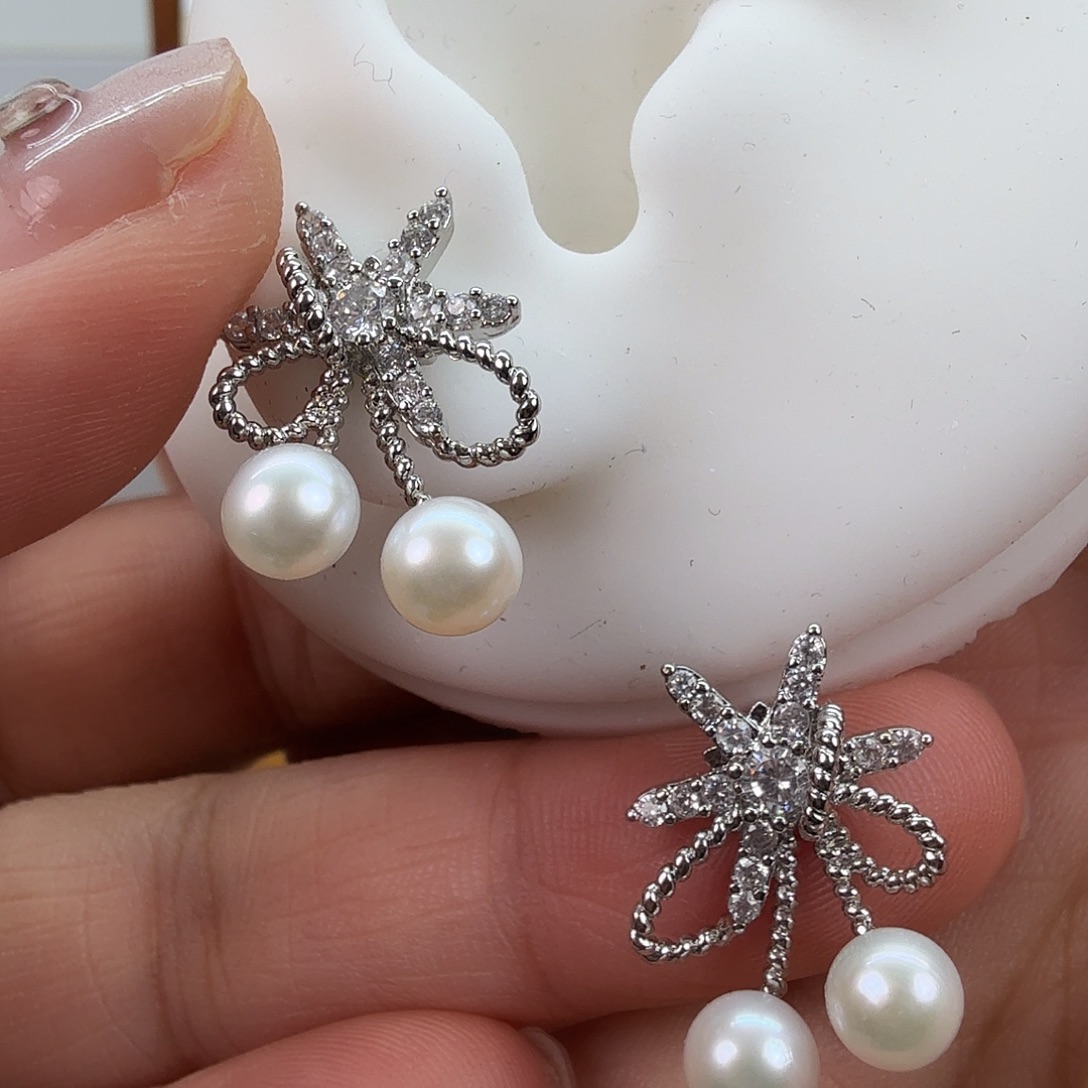 淡水珍珠耳饰未镶嵌