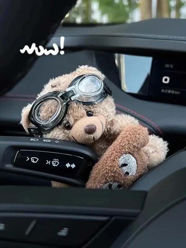 2025新款萌宠小熊拨杆装饰车载摆件雨刮怀挡装饰摆件饰品汽车玩偶