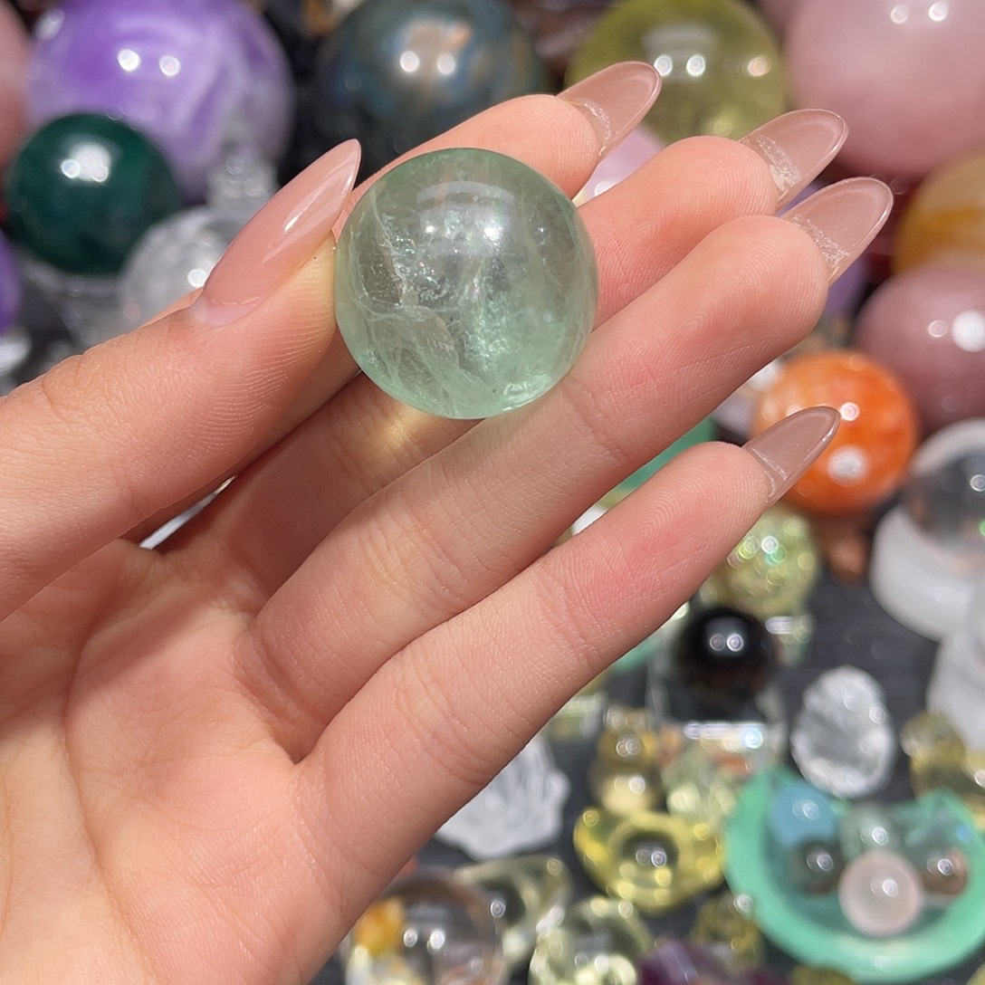 水晶未镶嵌珠宝半成品微瑕2.51