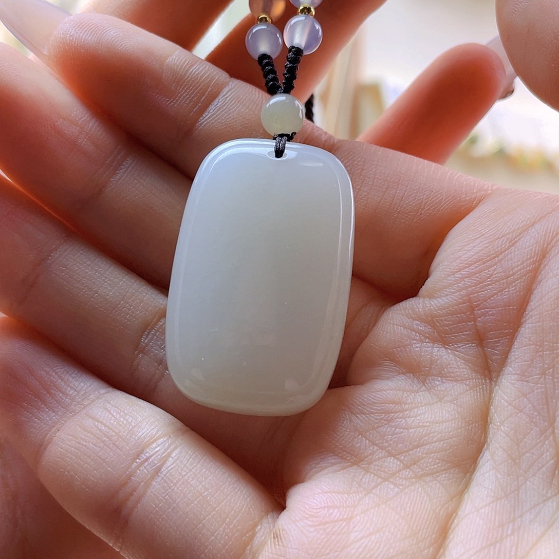 和田玉吊坠(赠链)未镶嵌叶*