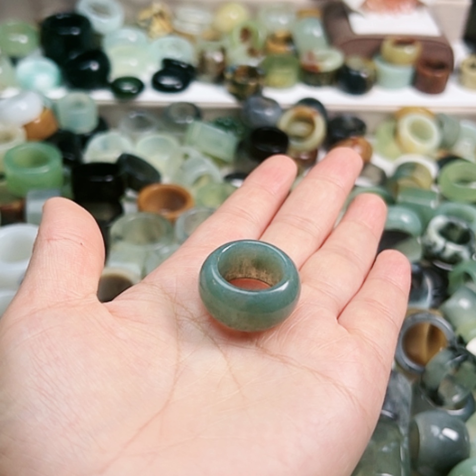 【闪购商品】蛇纹石玉戒指未镶嵌拾*
