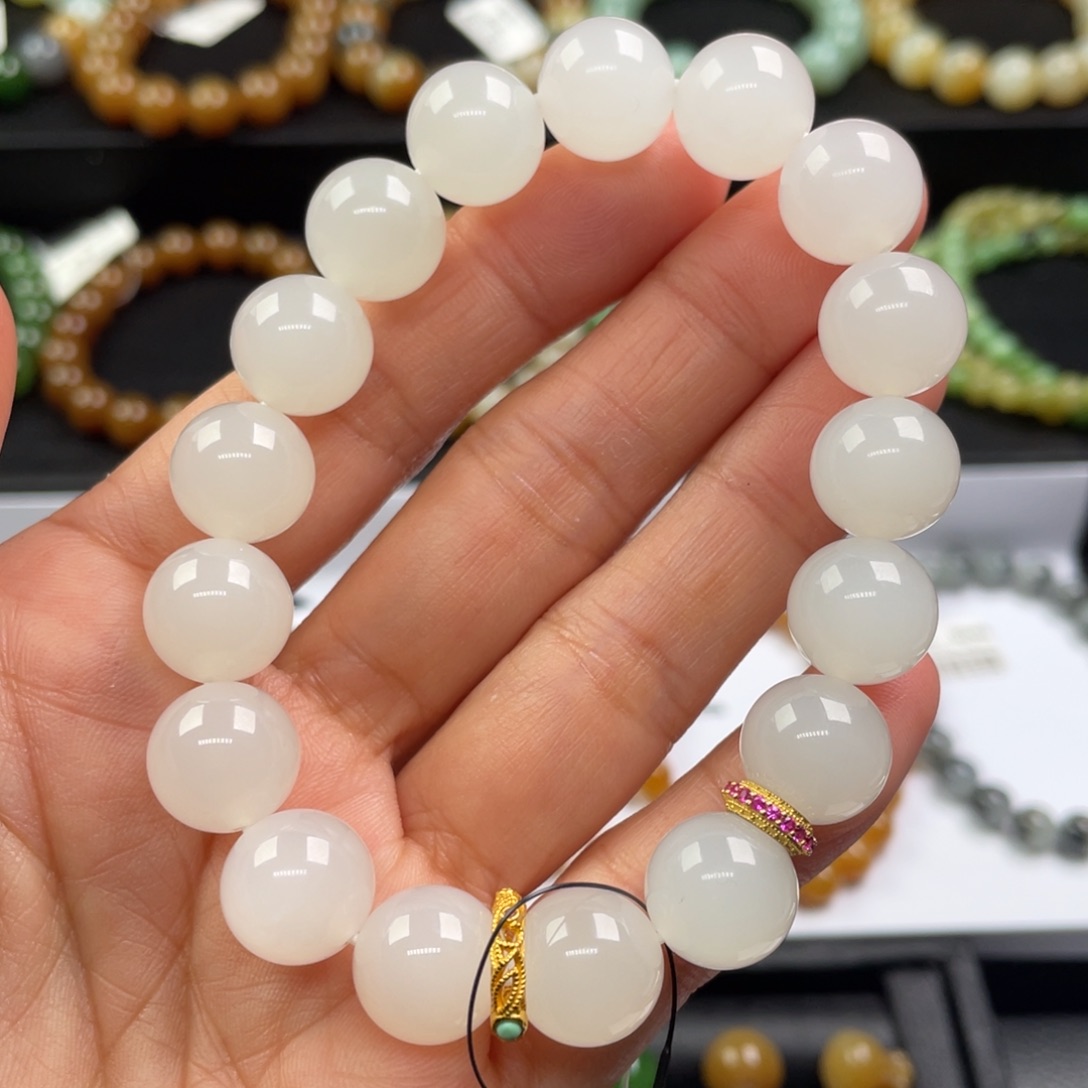 未镶嵌手链和田玉