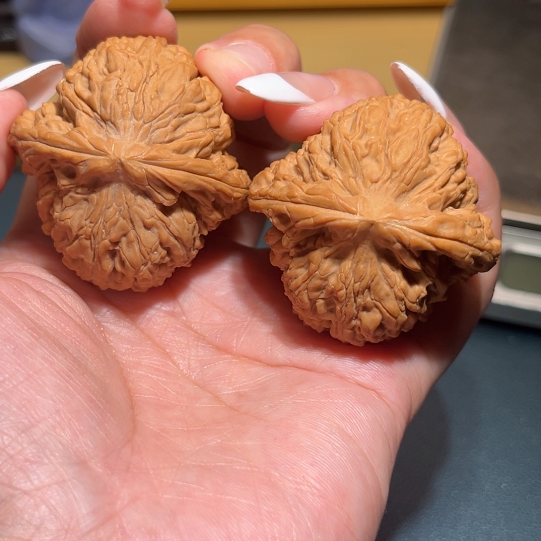 文玩核桃把件南疆42➕