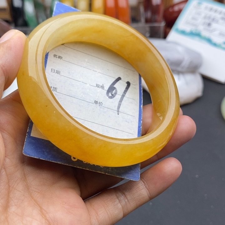 未镶嵌手镯石英质玉