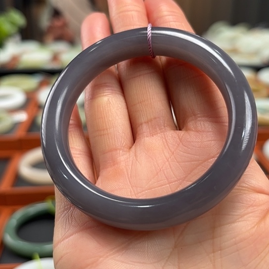 和田玉手镯卡55.6未镶嵌