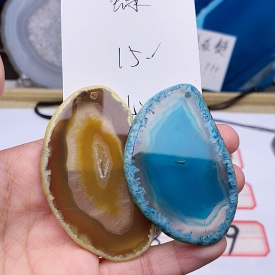 玛瑙/玉髓颈饰未镶嵌蝶**飞