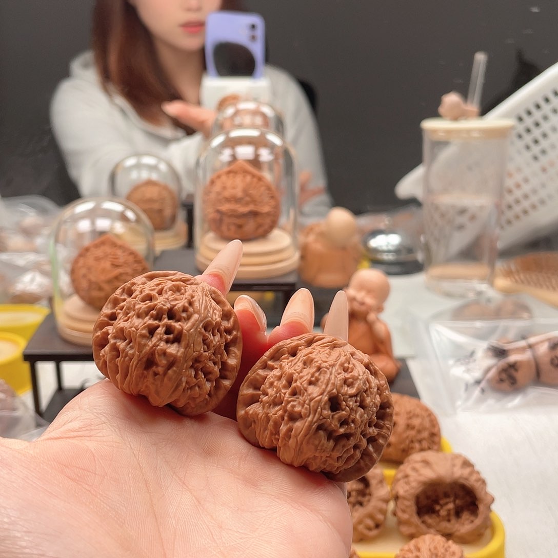 吊坠文玩核桃X*40白狮子