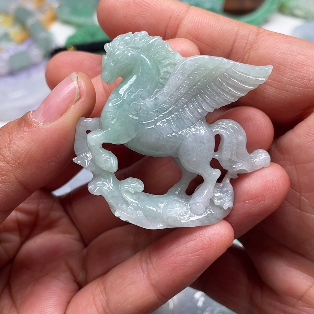 颈饰未镶嵌翡翠我***点
