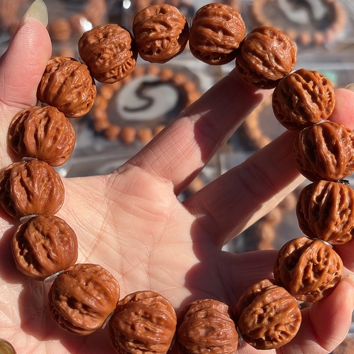 文玩核桃手串野生