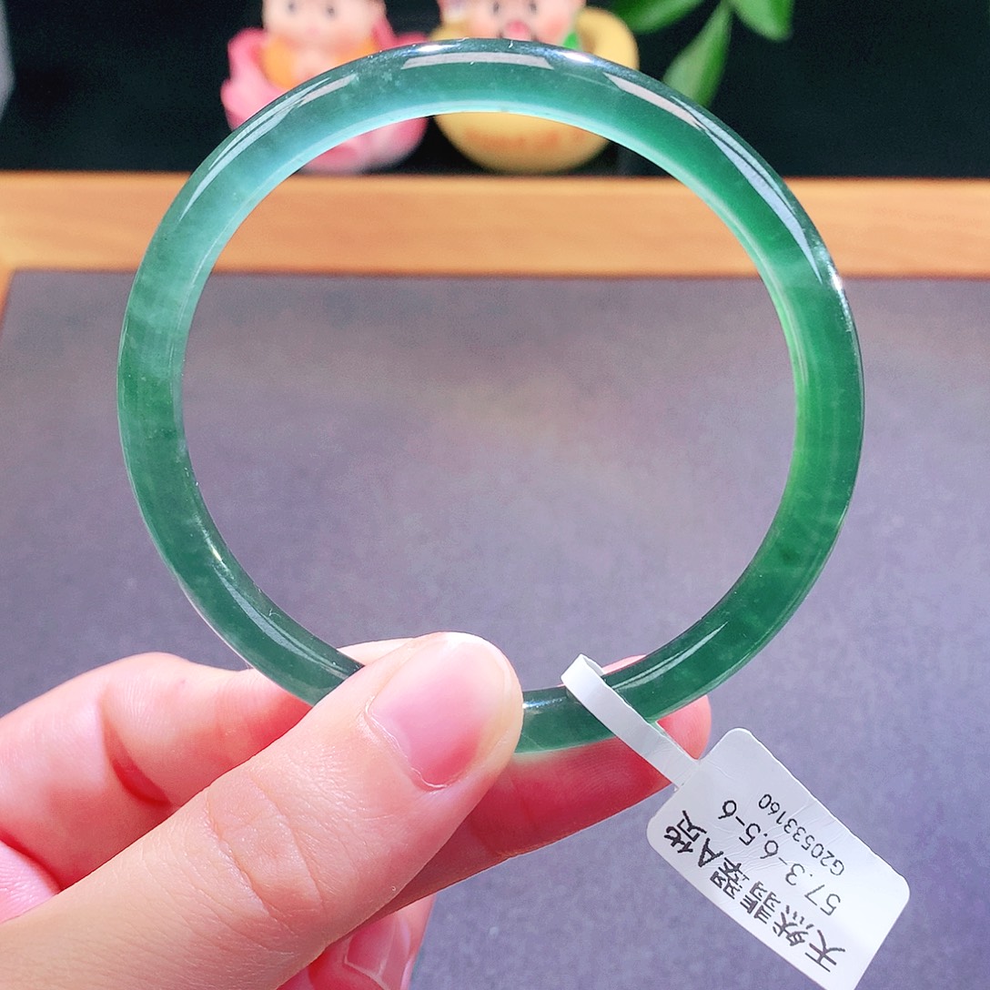 翡翠未镶嵌手镯天然翡翠