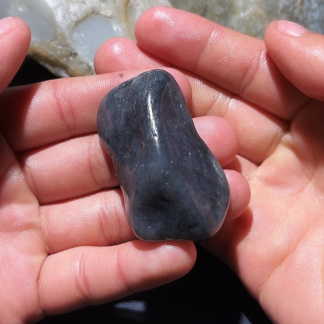 和田玉未镶嵌珠宝奇石