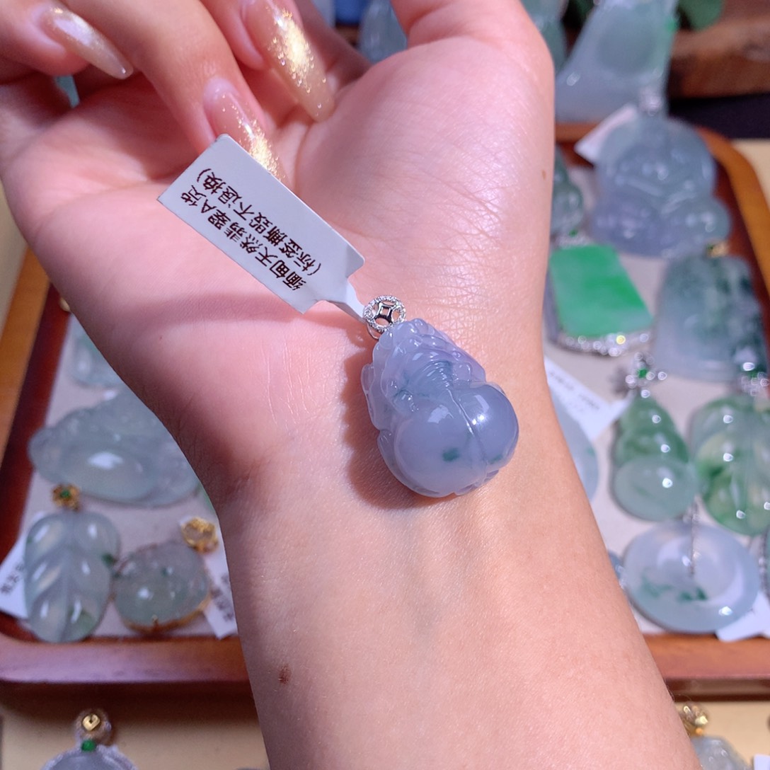 翡翠吊坠(不含链)18K金镶嵌