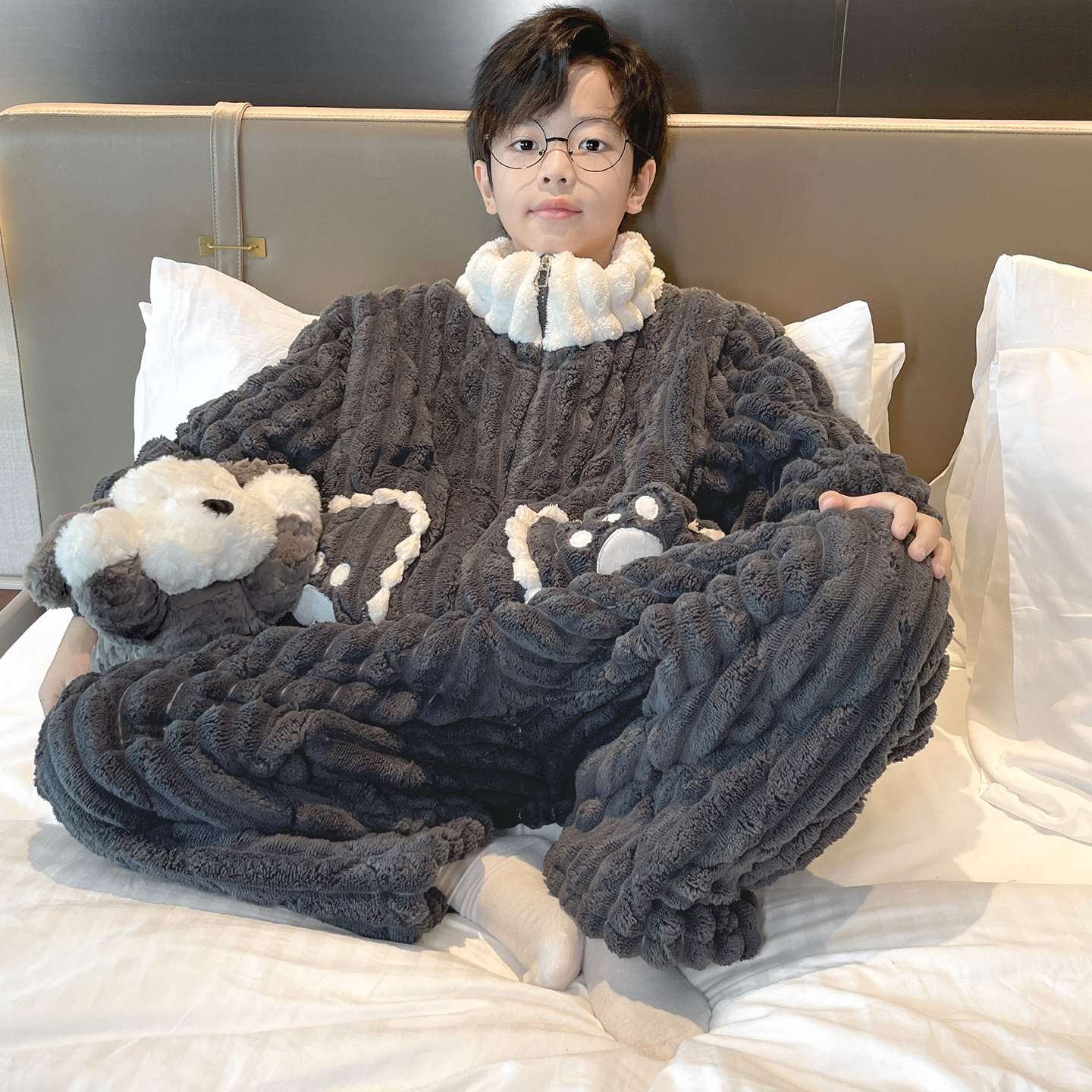 男童冬季三层夹棉加厚睡衣套装中大儿童珊瑚绒家居服男孩休闲保暖