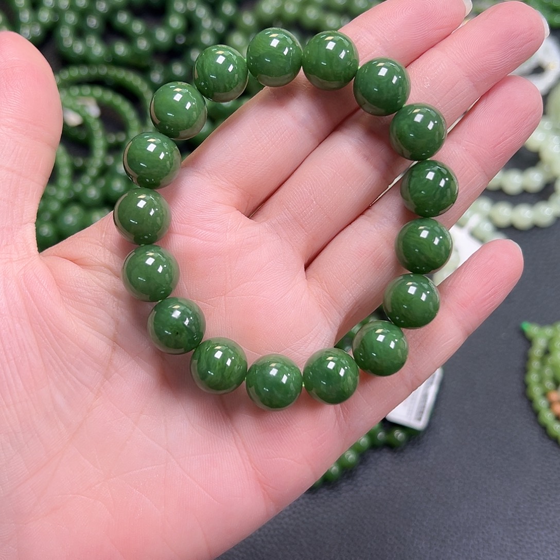 和田玉（碧玉）未镶嵌手链