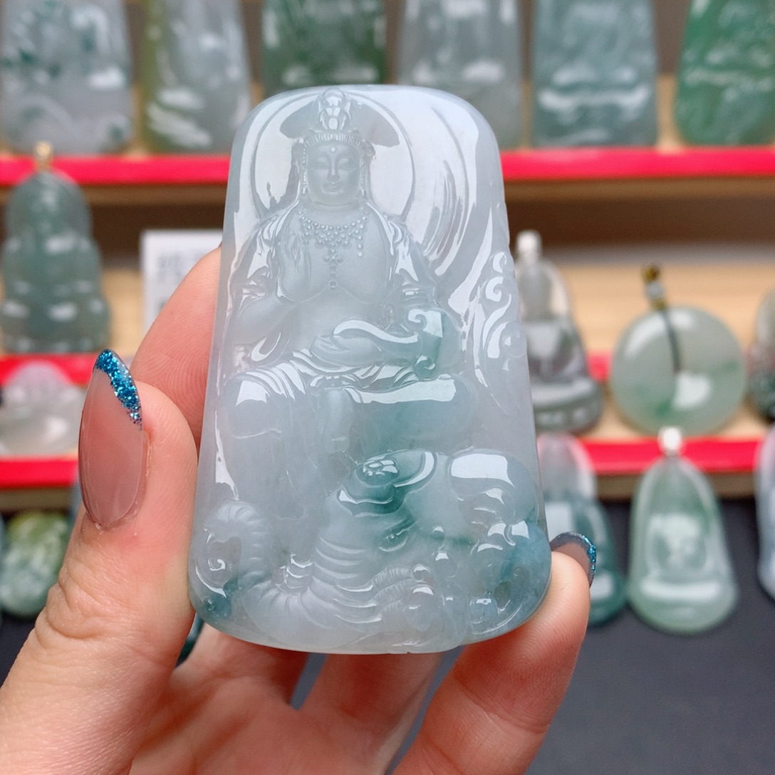 翡翠未镶嵌颈饰普贤