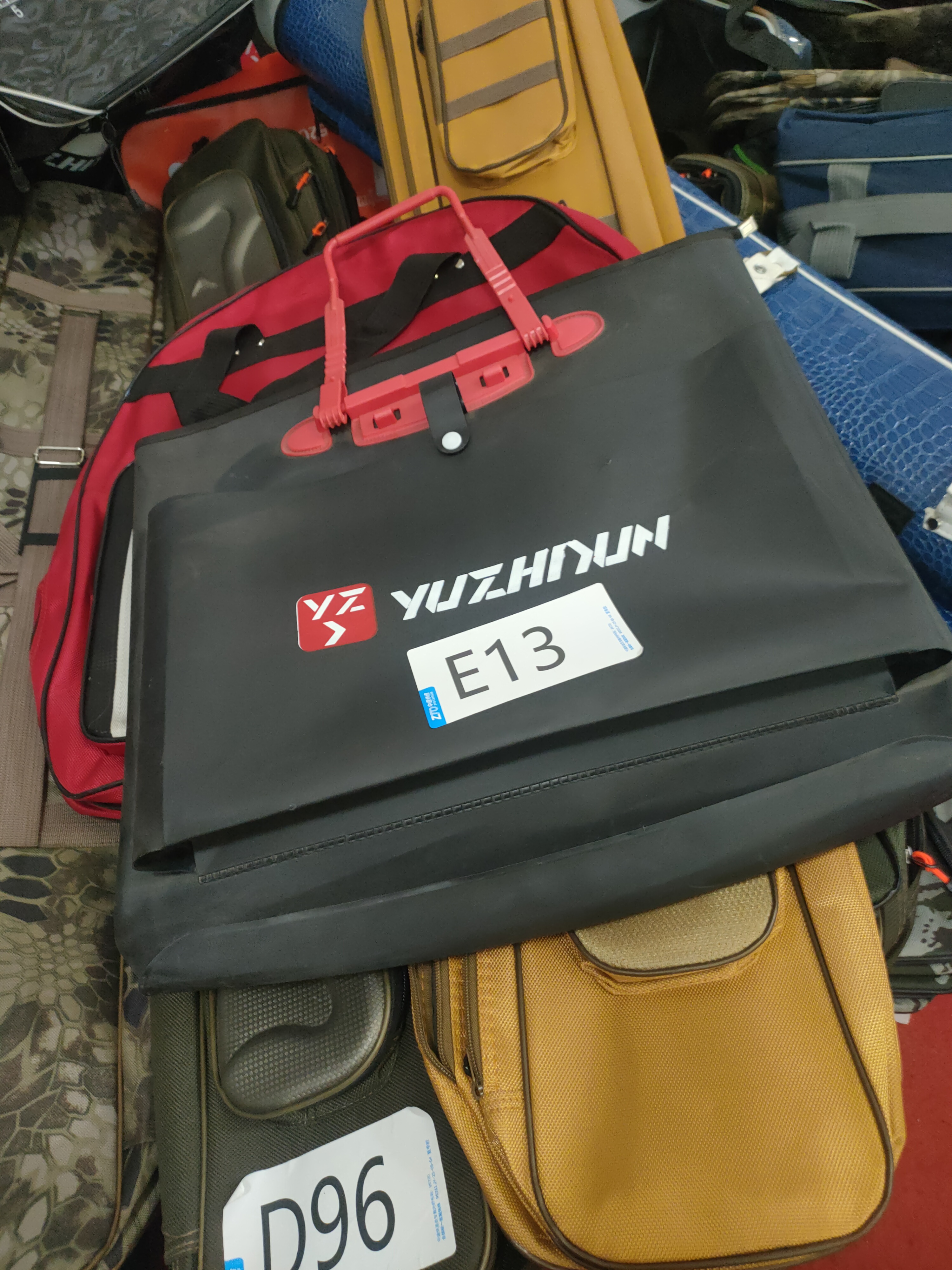 E13 48*45 鱼护包瑕疵款