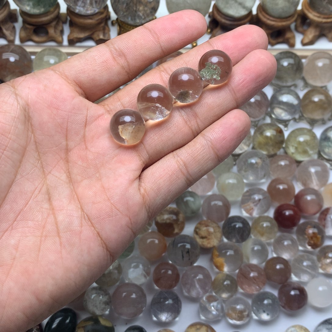 最***多水晶珠宝半成品未镶嵌晶中晶球