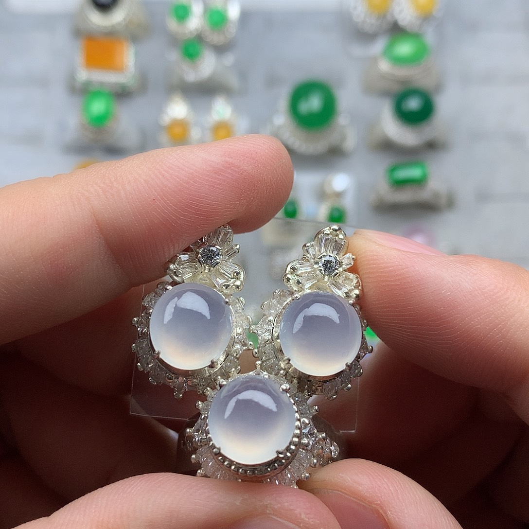 定制翡翠未镶嵌白冰